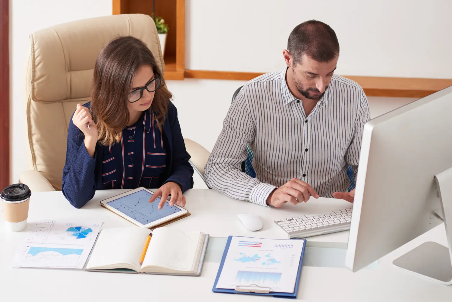 Guía básica de normativas laborales para empresas